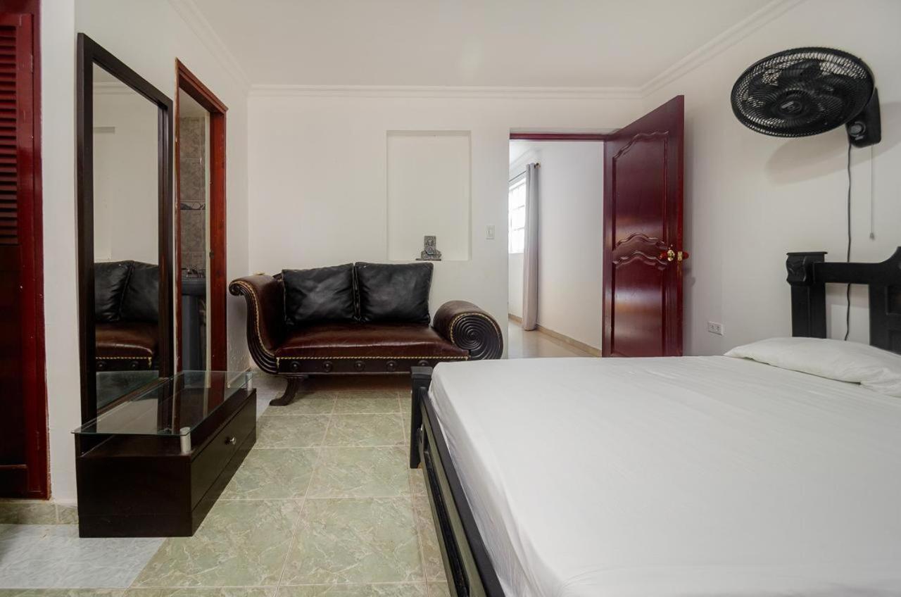 Vivienda Turistica Las Palmas Cartagena Exterior photo